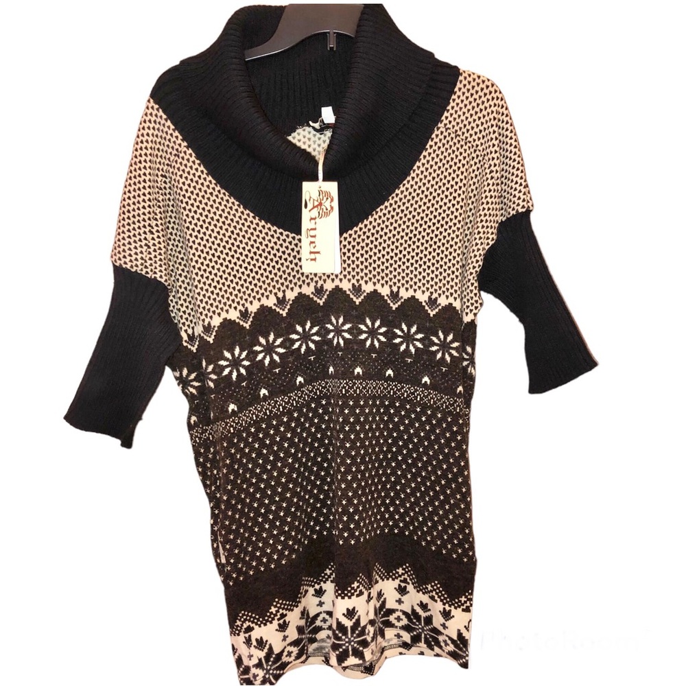Aryeh Turtleneck Fair Isle Mixed print Sweater Tan Black‎ medium